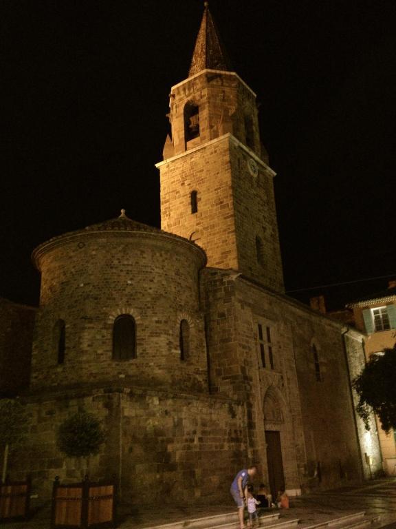 ホテル ル フロール Fréjus エクステリア 写真